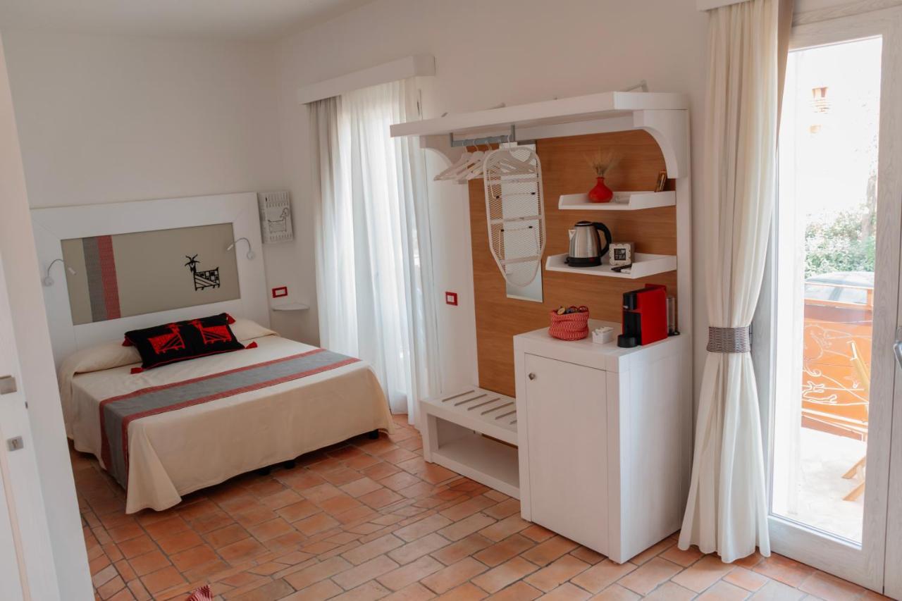 Rooms Apartaments Santa Teresa Капо-Теста Экстерьер фото
